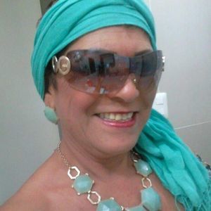 Meet your Posher, Edelmira